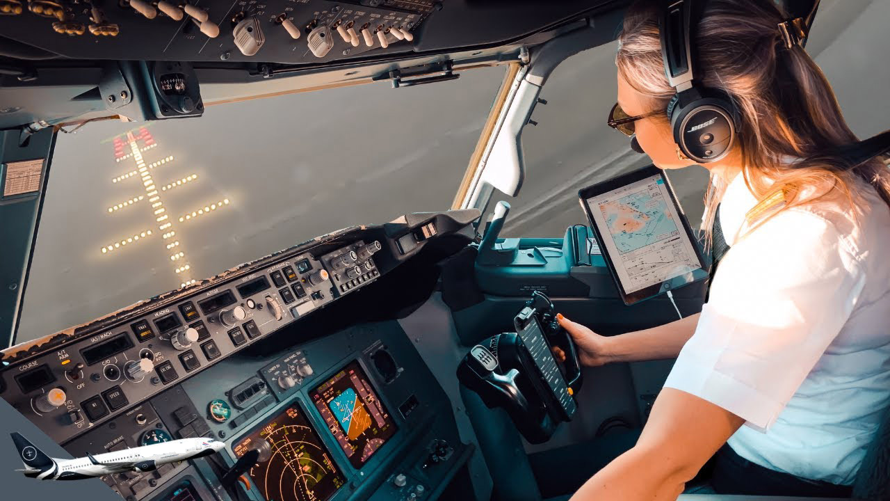 Delta Flight DL275 Diverted to LAX